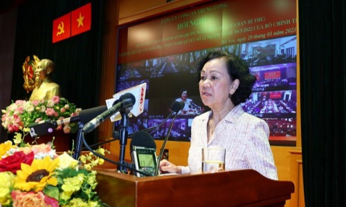 Thường trực Ban Bí thư Trương Thị Mai dự Hội nghị quán triệt Quyết định số 90-QĐ/TW của Ban Bí thư